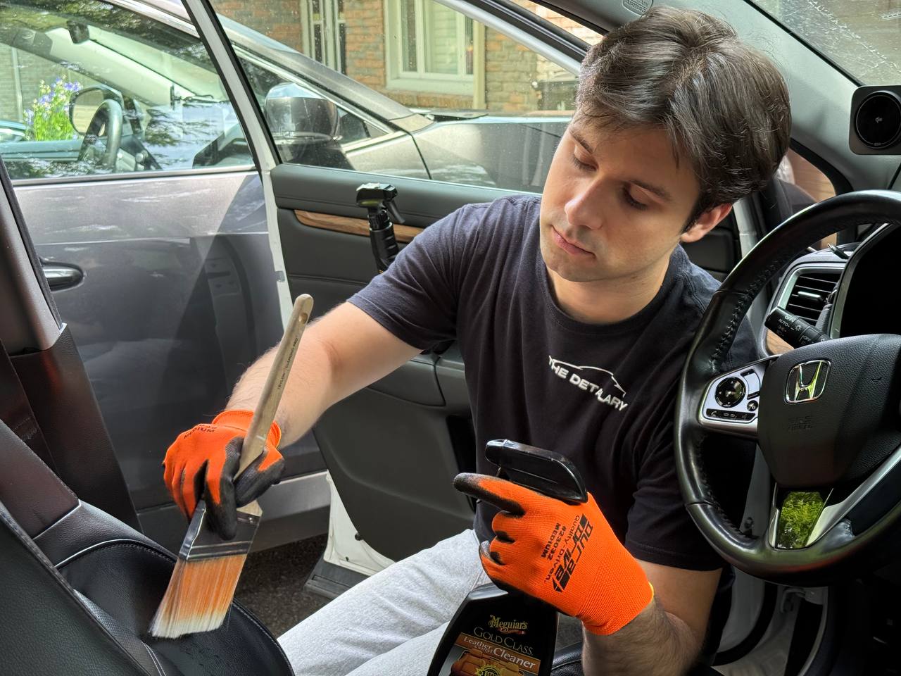 Mobile Detailing vs DIY Detailing. What’s better?